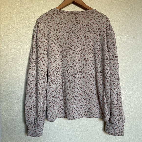 J. CREW CHEETAH PRINT SWEATER SIZE L - Picture 9 of 9